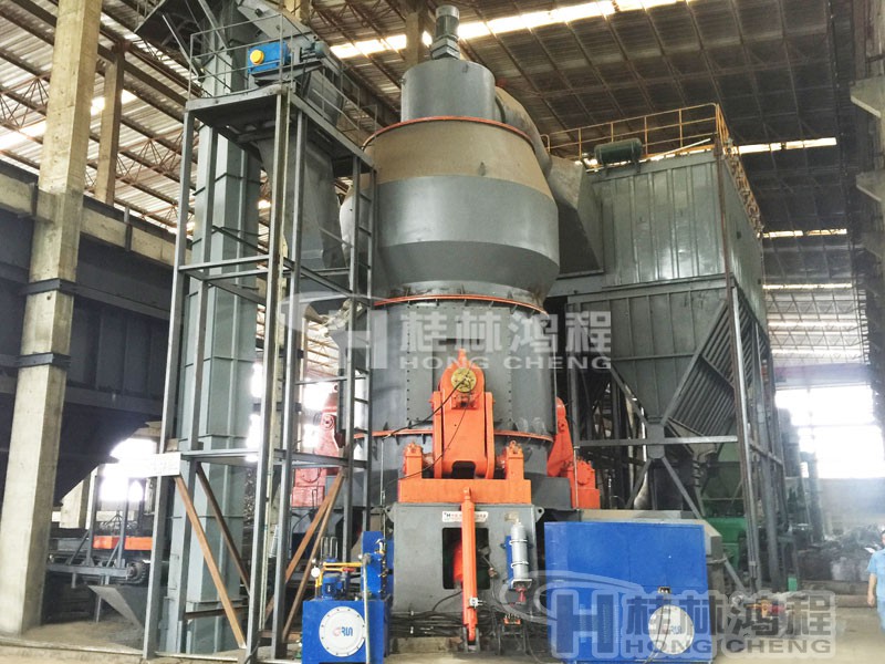 年產(chǎn)30萬(wàn)噸HLM2900水泥立磨多少錢(qián)一臺(tái)？