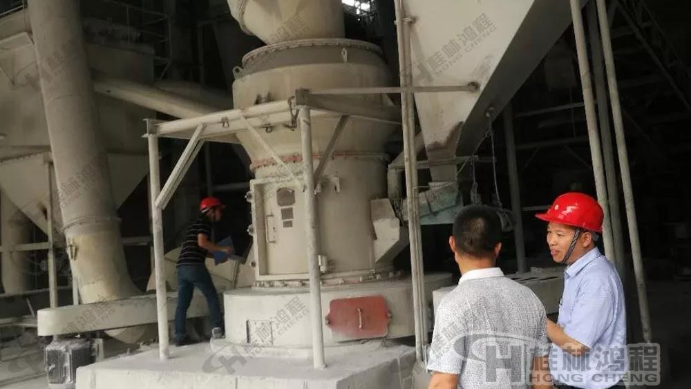 桂林鴻程磨粉機 雷蒙磨粉機 擺式磨粉機 立式磨機 超細環(huán)輥磨 桂林鴻程磨粉機 雷蒙磨粉機 擺式磨粉機 立式磨機 超細環(huán)輥磨 廣東磨粉機